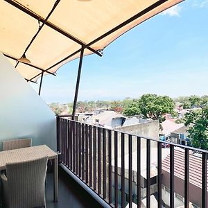 Deluxe Double Balcony Smoking No View